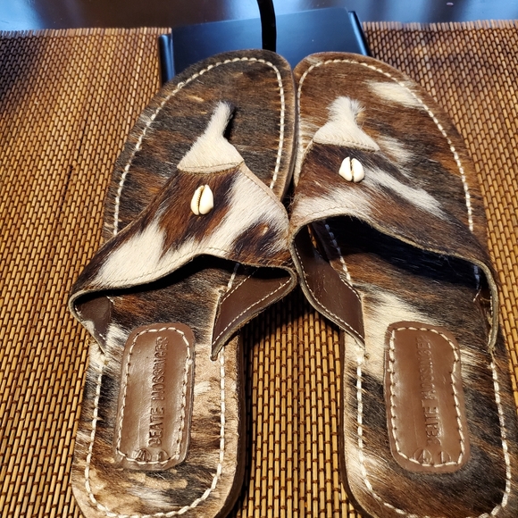 Authentic African  Thongs - Picture 2 of 4